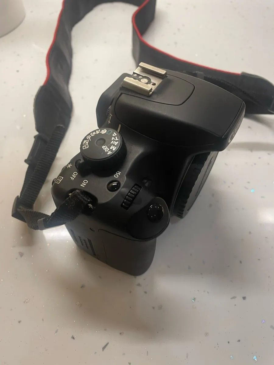 Canon EOS 1000D - Image 4