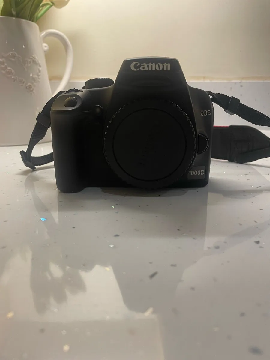 Canon EOS 1000D - Image 3