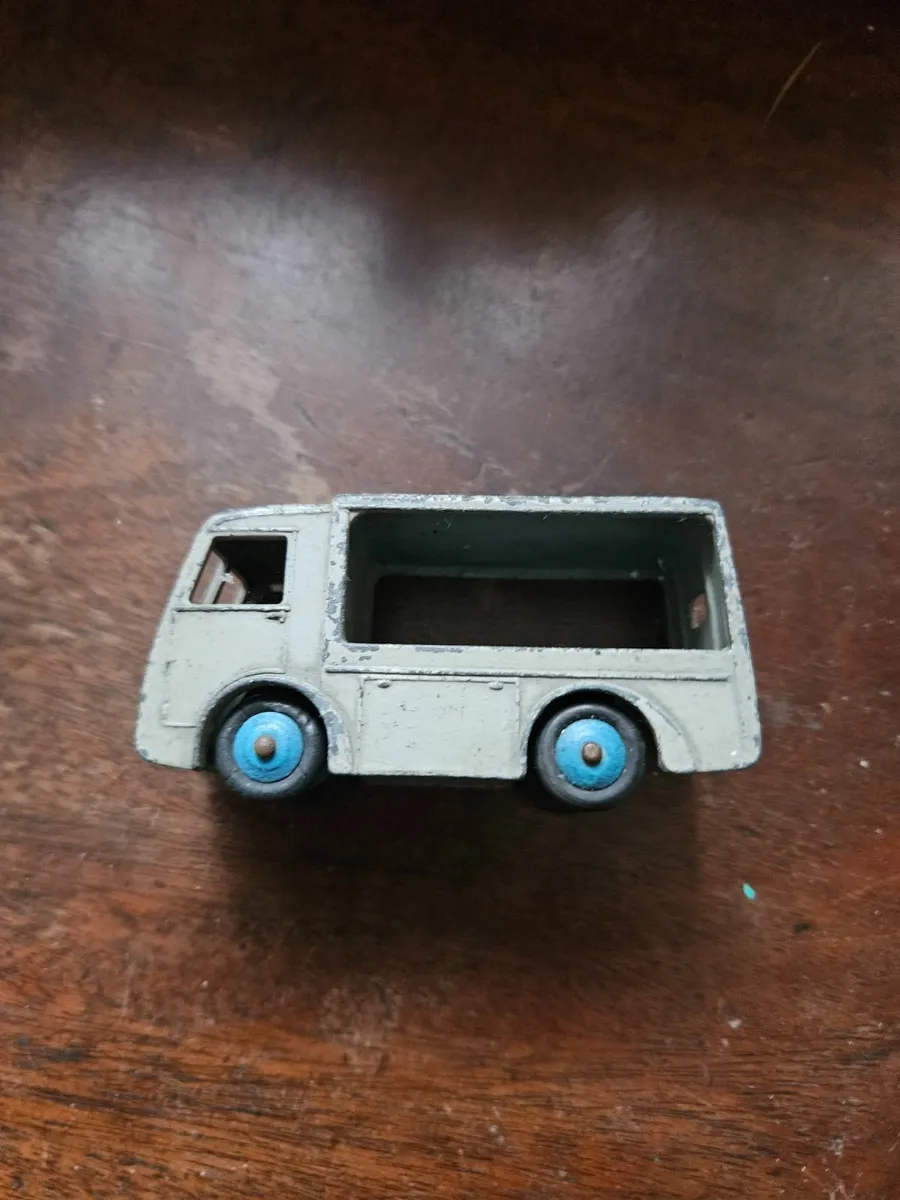 Dinky 1960's Milk Float - Image 3