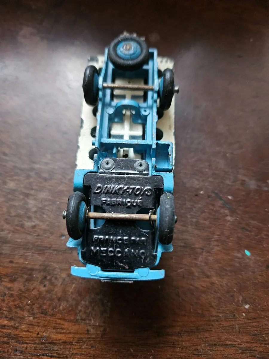 Dinky 1960's French Dinky Nestle Milk Float - Image 2