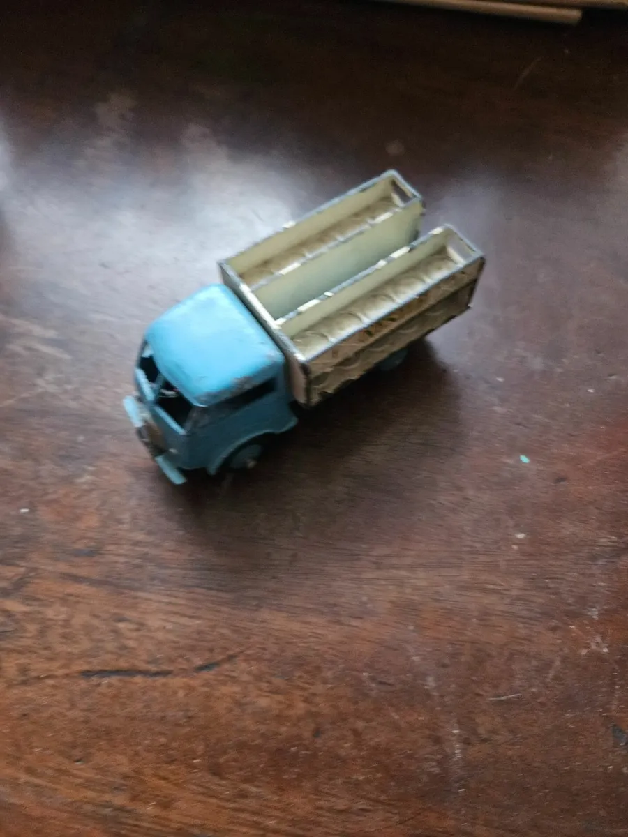 Dinky 1960's French Dinky Nestle Milk Float - Image 1