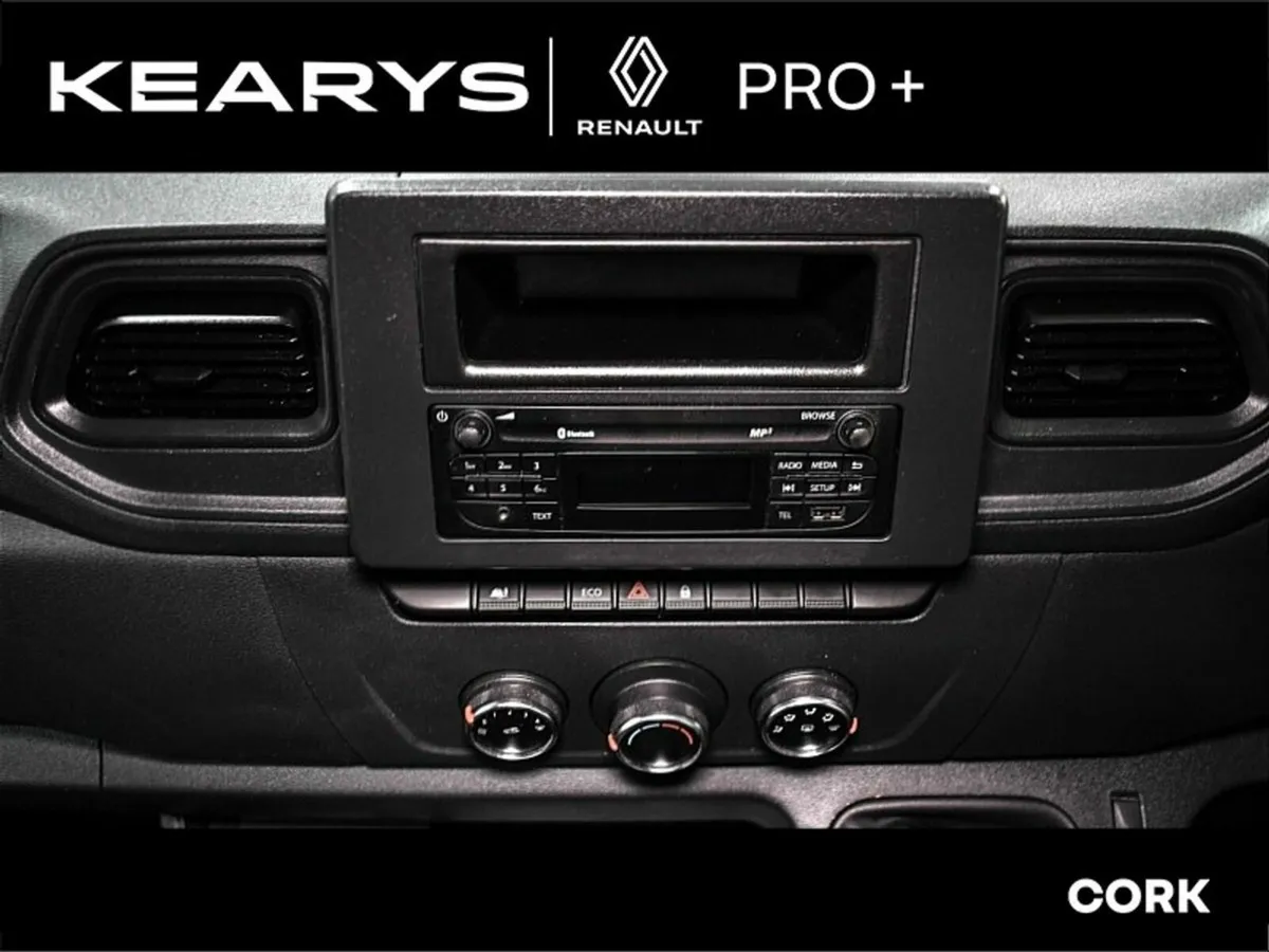 Renault Master 35 Business MY22 ROOFRACK-LADDER - Image 4