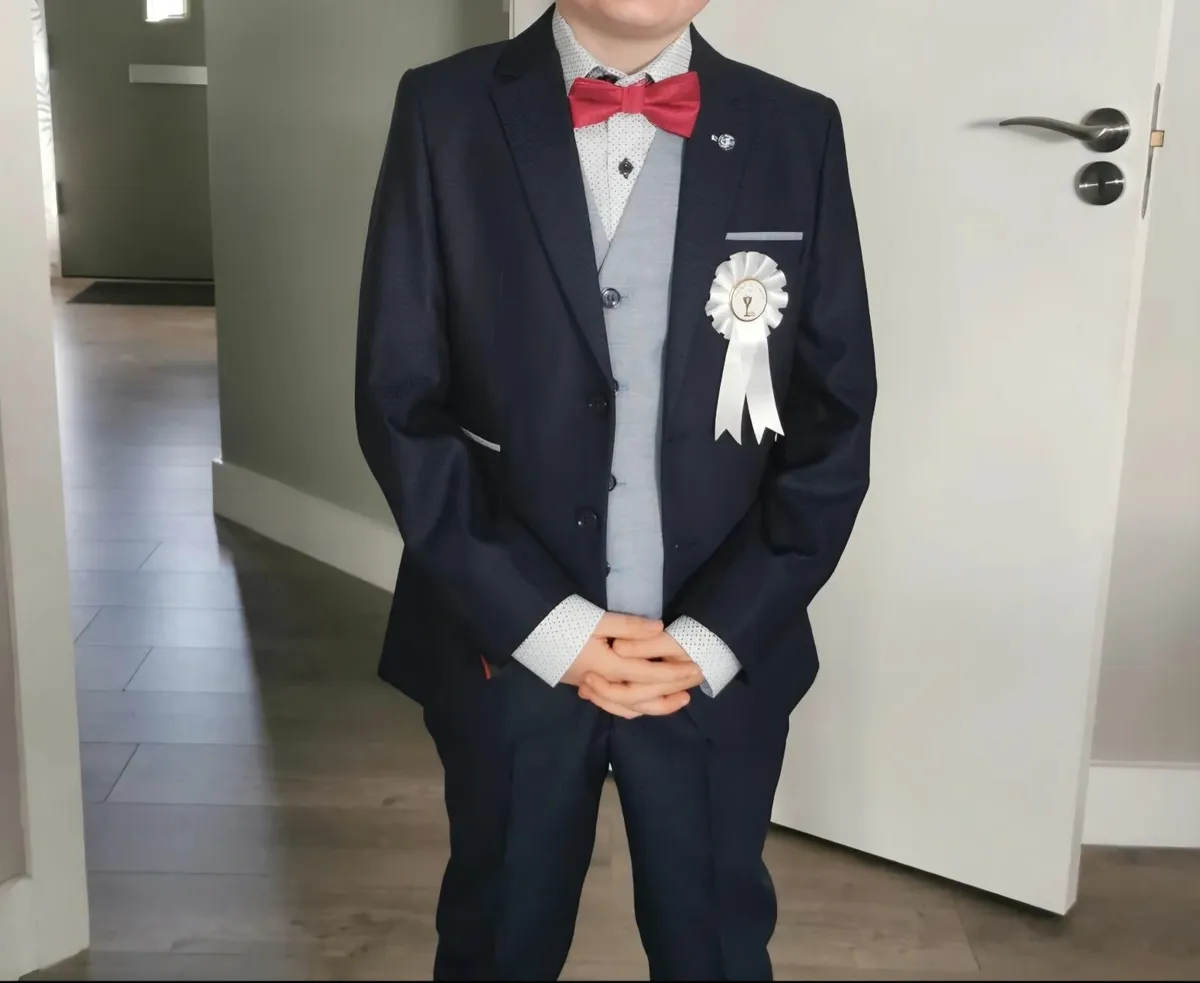 Boys Benetti Suit - Image 1