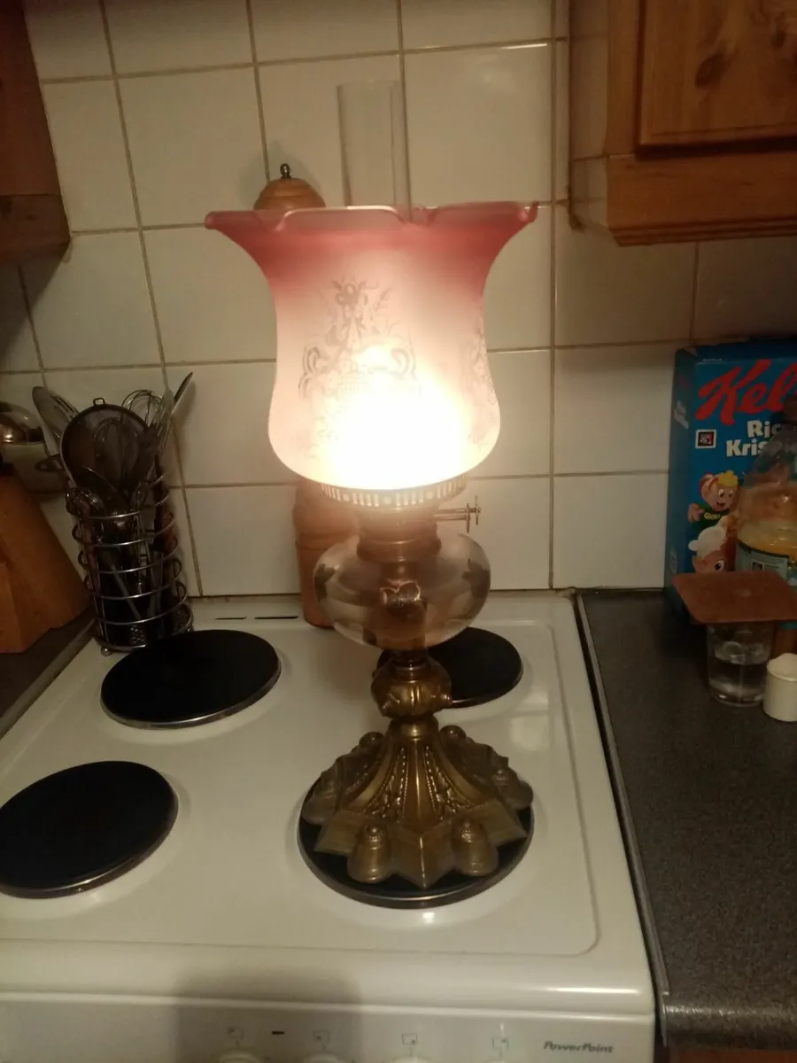 Victorian Oil Lamp - Image 1