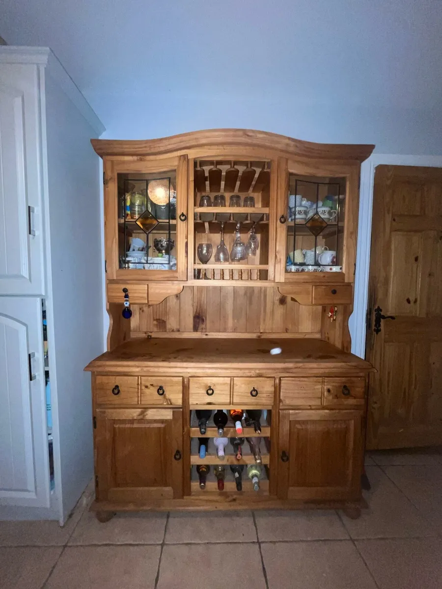 Pine kitchen dresser - Image 1