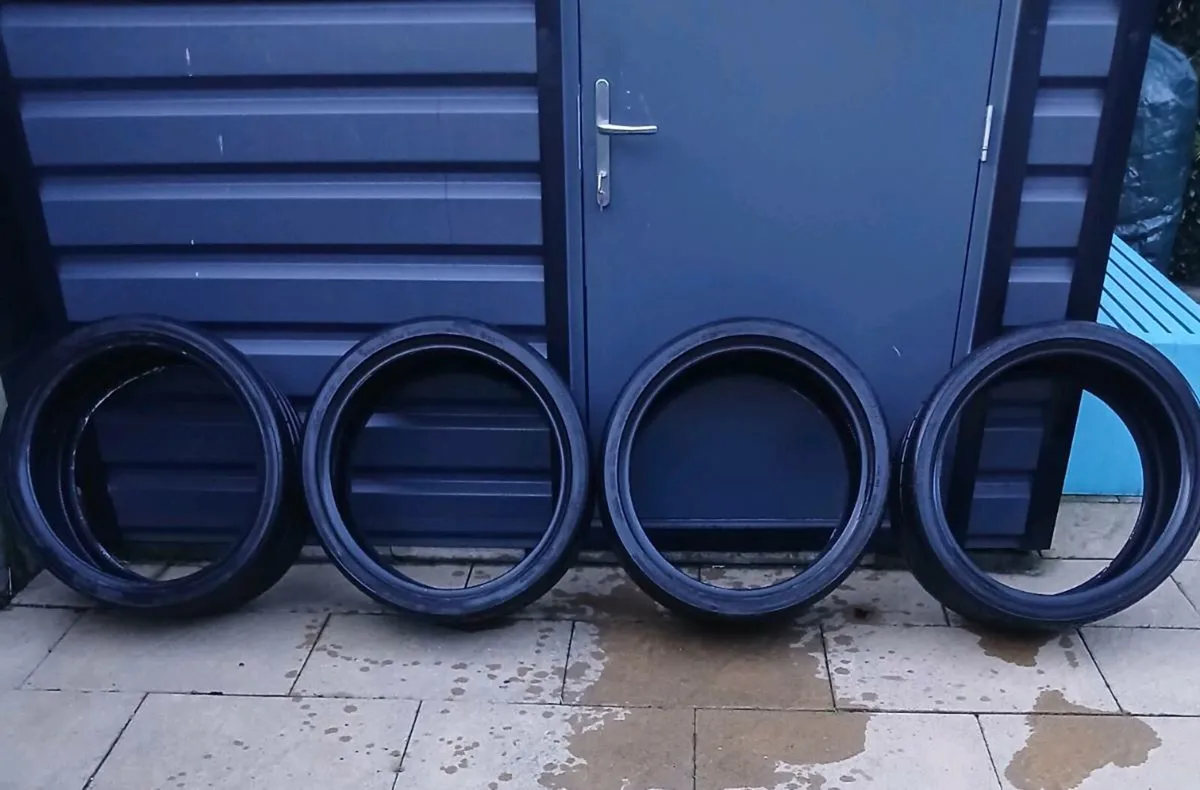 Bridgestone Potenza S007 - Image 1