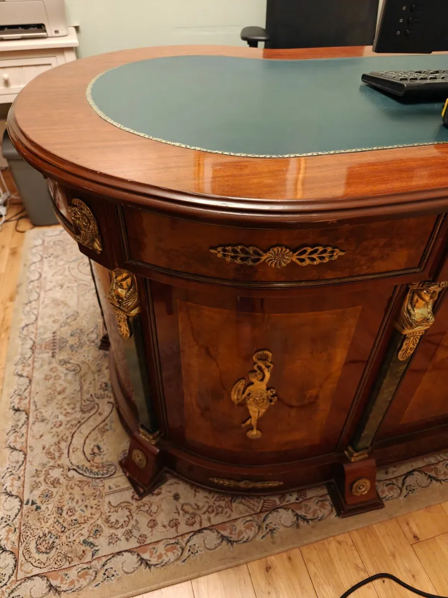 Vintage desk - Image 2