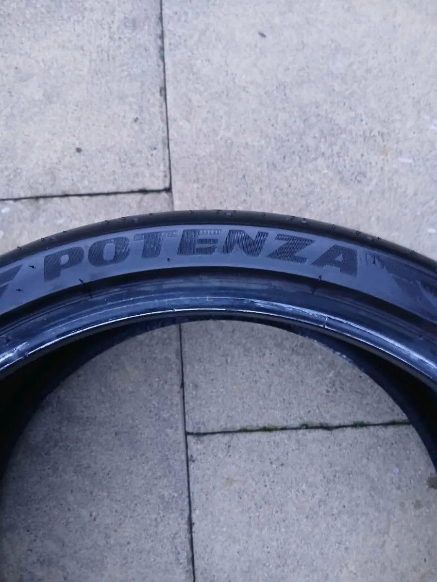 Bridgestone Potenza S007 - Image 3