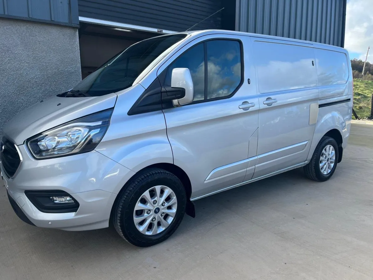 2023 Ford Transit Custom - Image 1