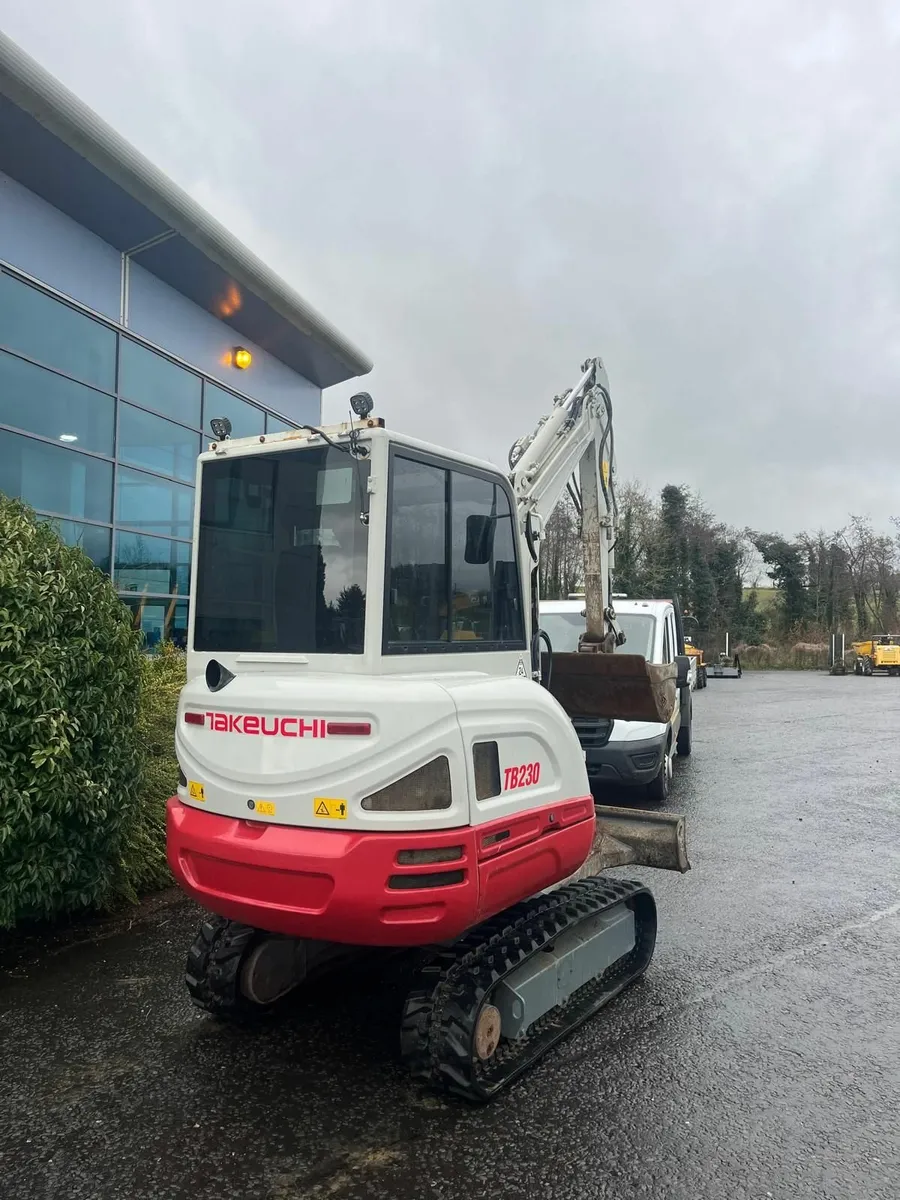 Takeuchi Tb230 - Image 2