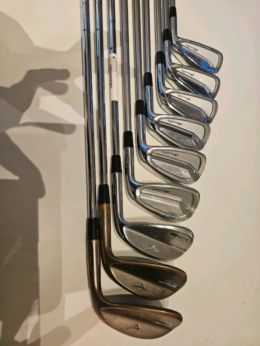 Mizuno MP20mmc + T22 / T20 wedges (9 clubs) - Image 1