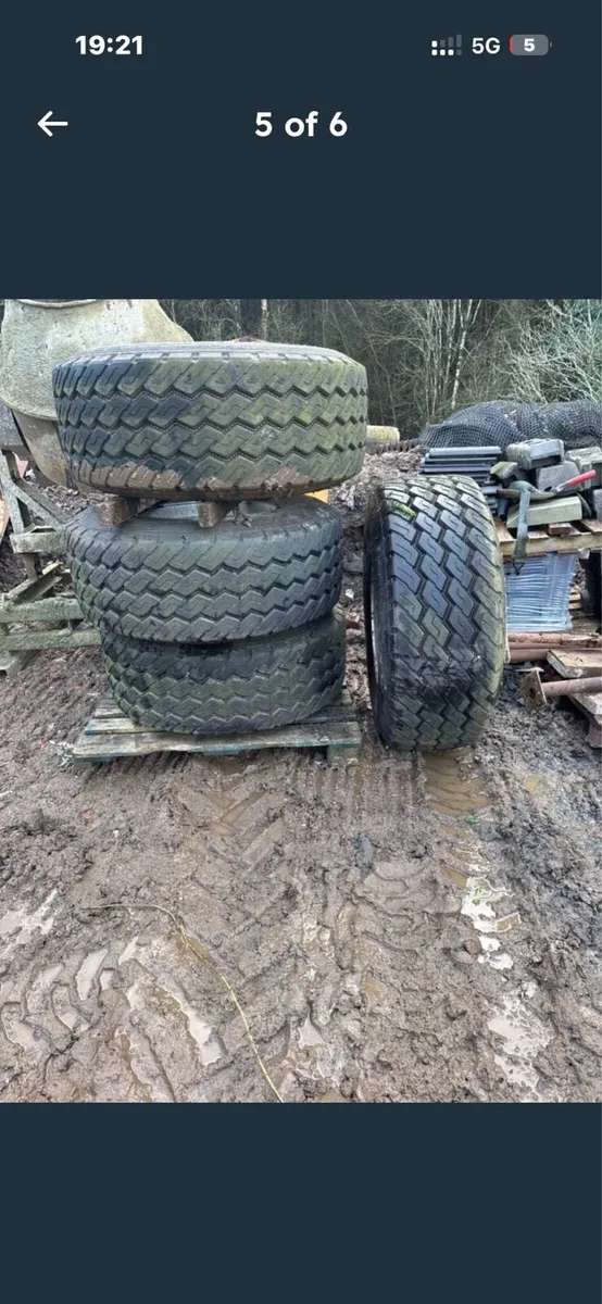 Commercial rim and tyres - Image 1