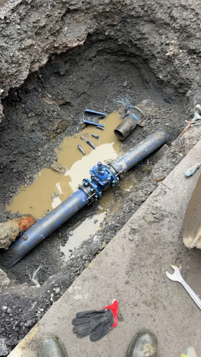 All types of digger / construction work - Image 2