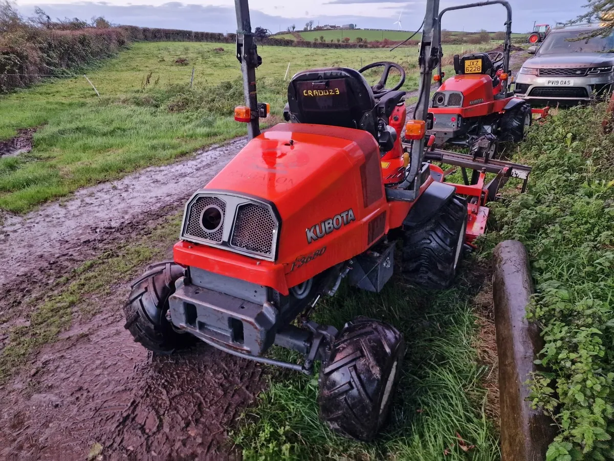 Kubota F3680 outfront ride on mower lawnmower - Image 2