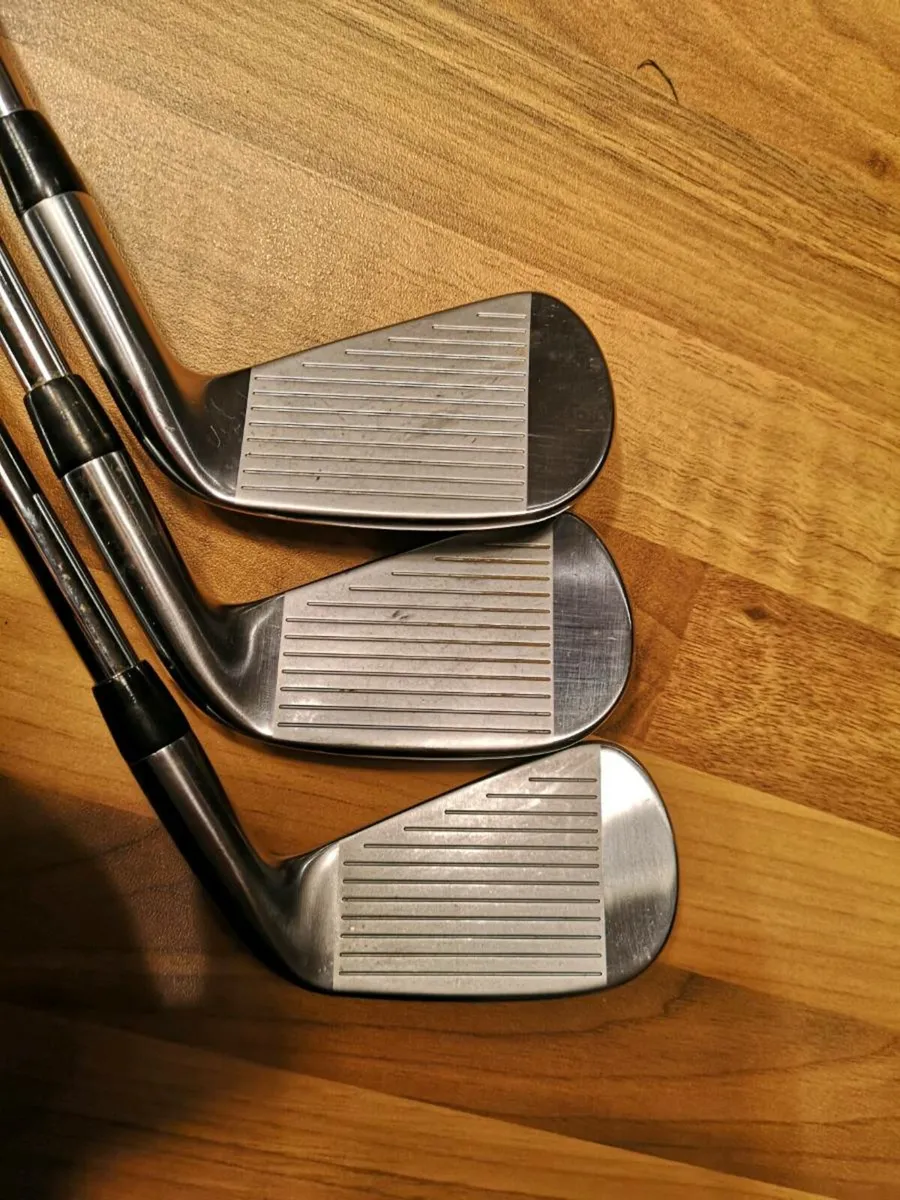 Titleist T200 3rd Gen Irons Left Handed - Image 3