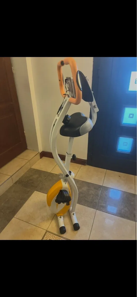 Exercise bike - Image 2