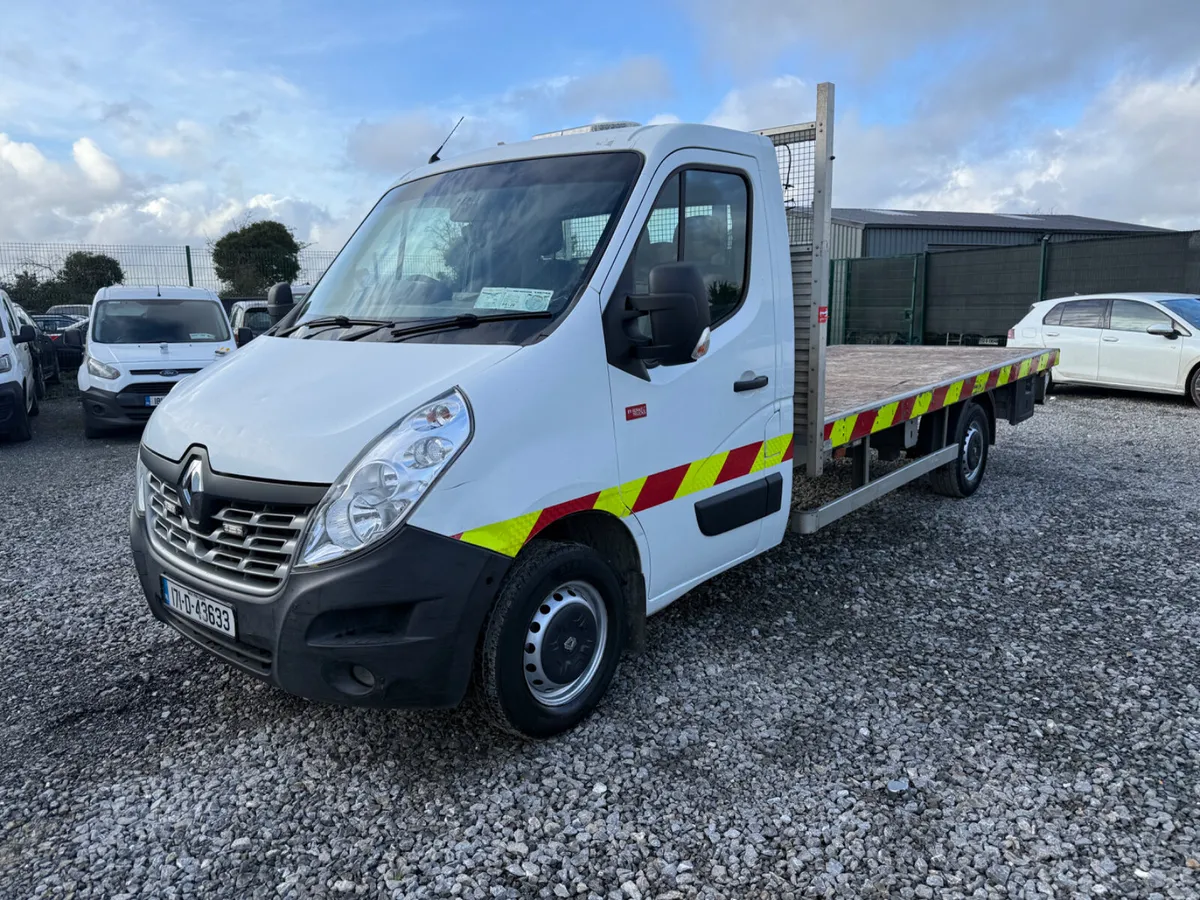 Renault Master 2017 Flat Bed Pick Up - Image 4