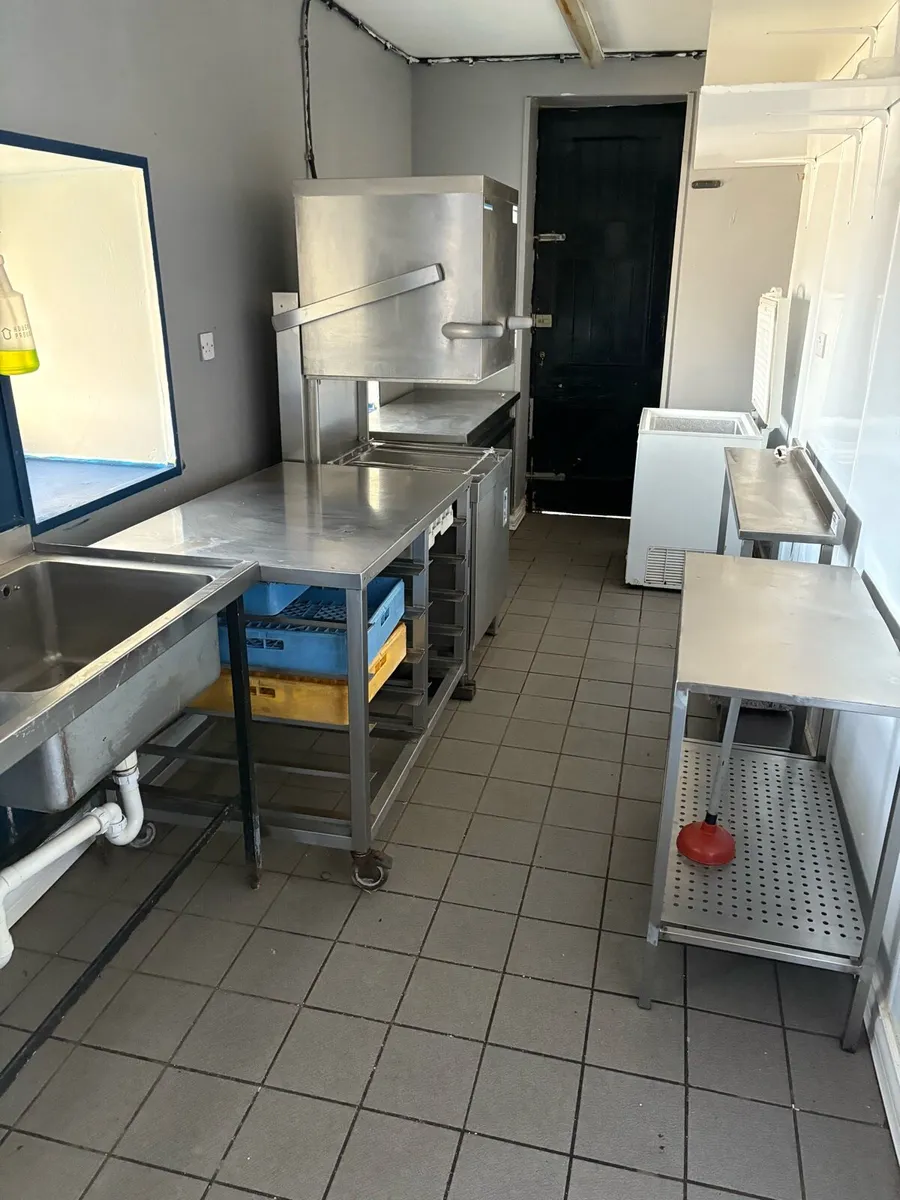 Closing down sale everything for sale - Image 2