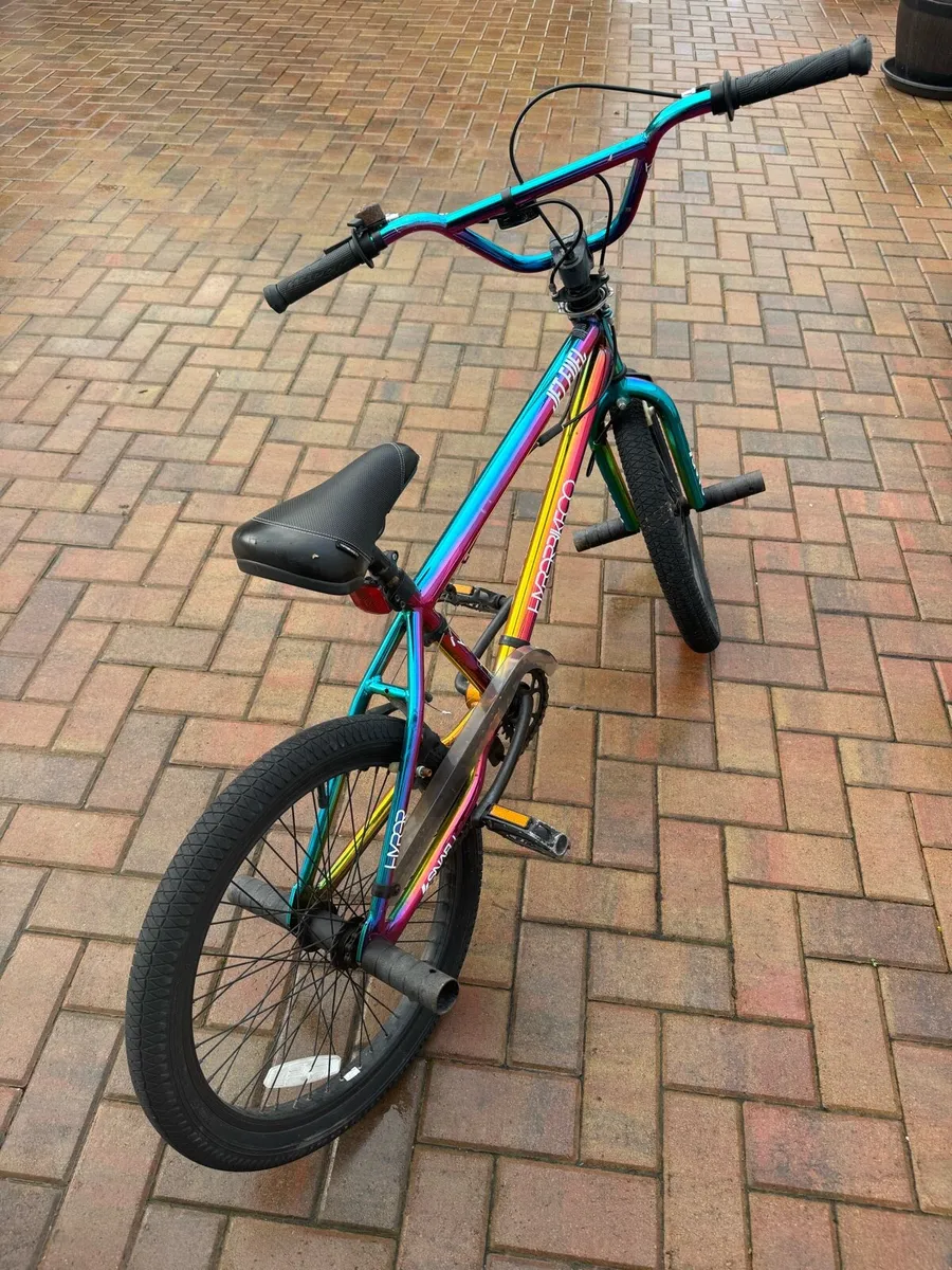 BMX bike - Image 1
