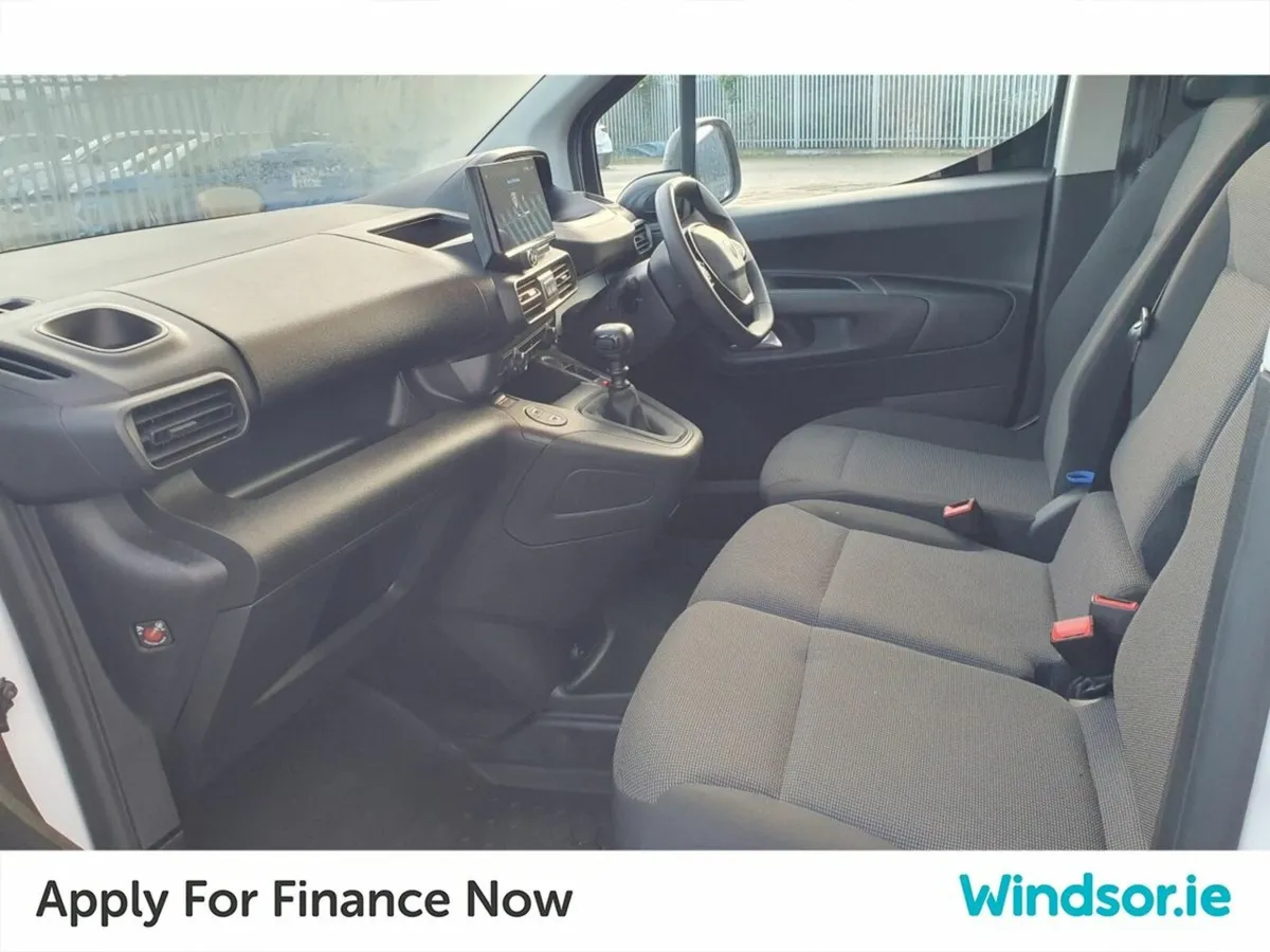 Peugeot Partner PARTNER PRO PLUS1.5 HDI 100 65 **P - Image 2