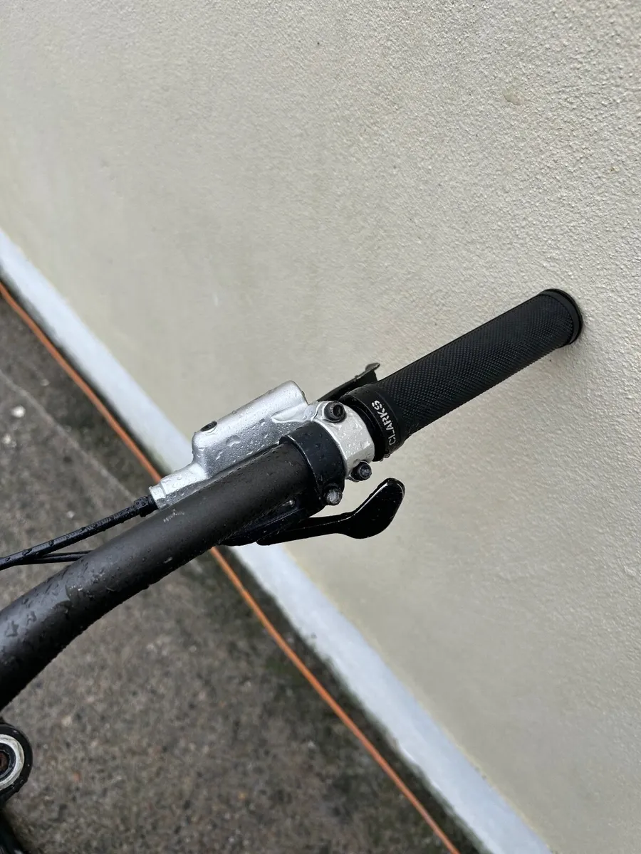 Mountain bike - Image 2