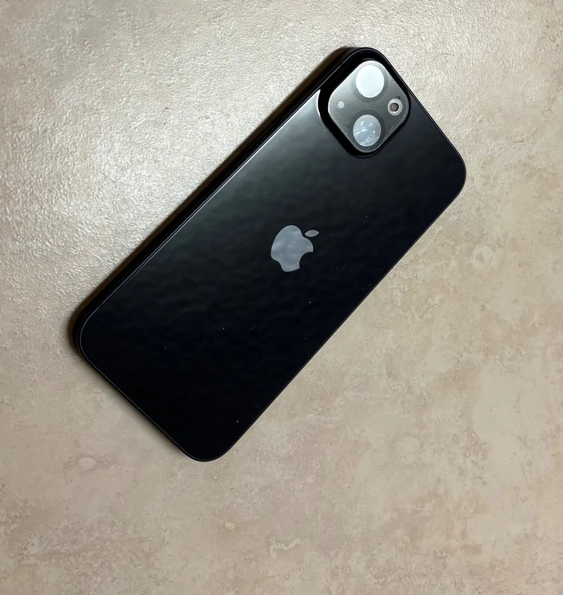 iPhone 13 - Image 3