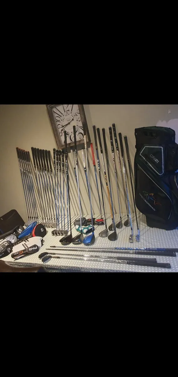 GOLF CLUBS