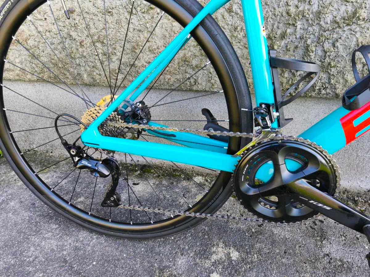 BMC TeamMachine SLR carbon like new - Image 3