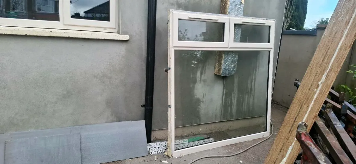 Window and slider - Image 1