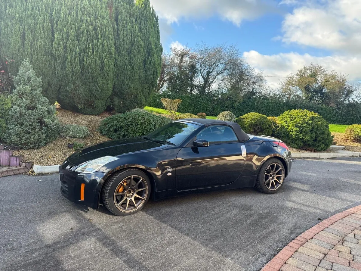 Nissan 350z for breaking - Image 1