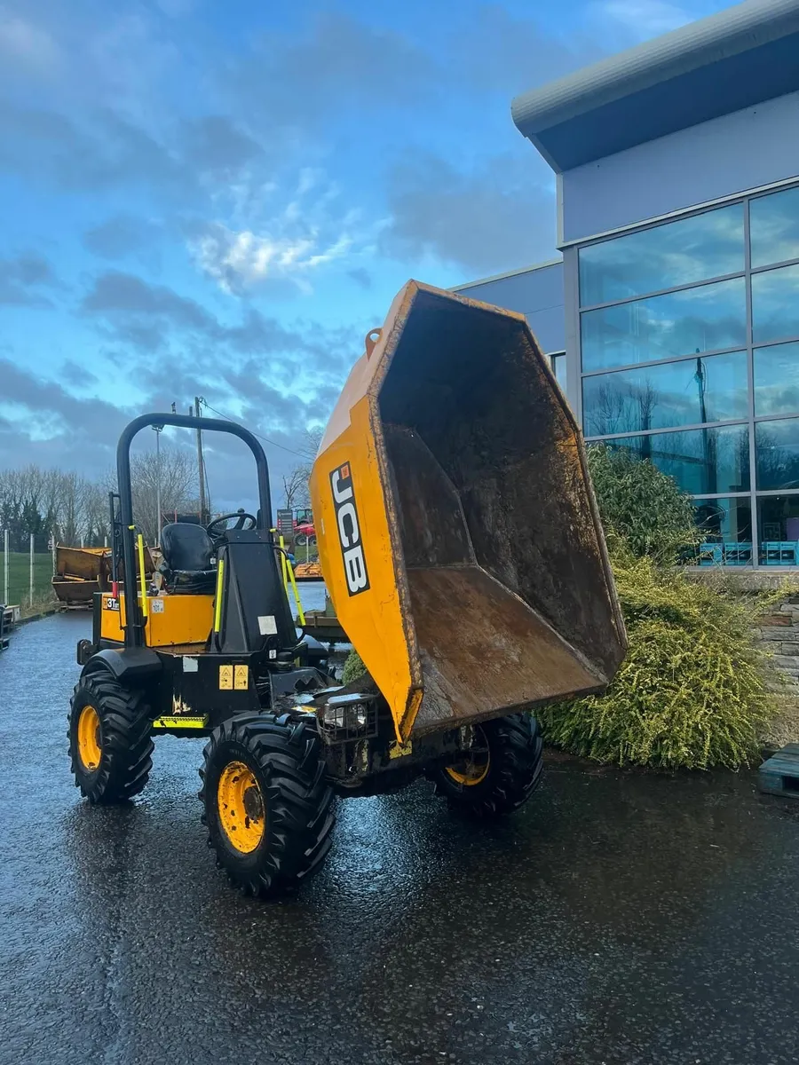 Terex 3ton Swivel Dumper - Image 2