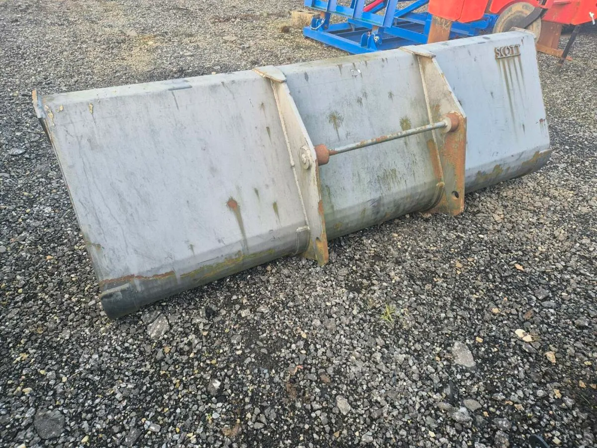 Scott bucket for Manitou - Image 4