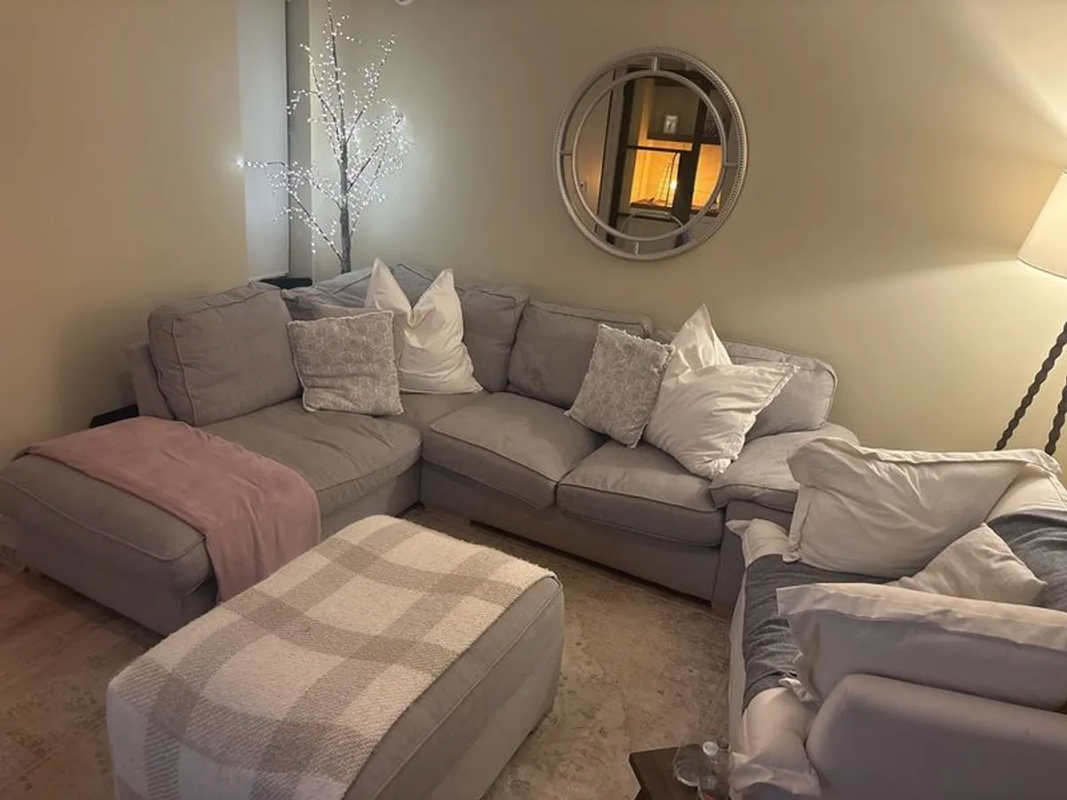 L-shaped grey couch - Image 2