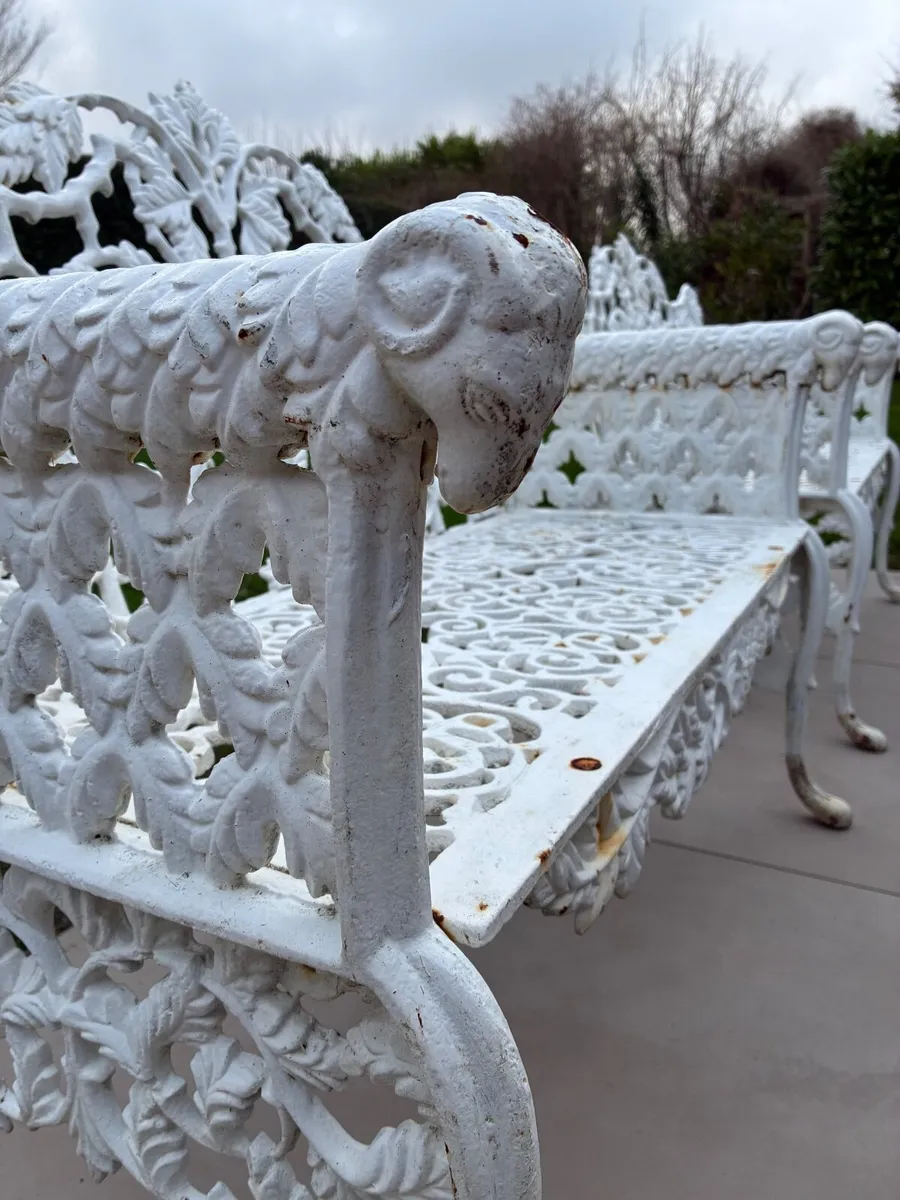 Cast iron garden seat - Image 2