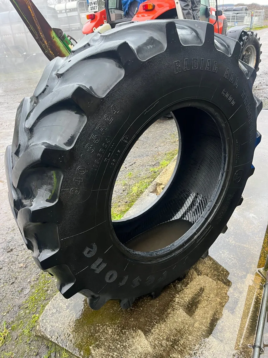 Tractor tyres - Image 1