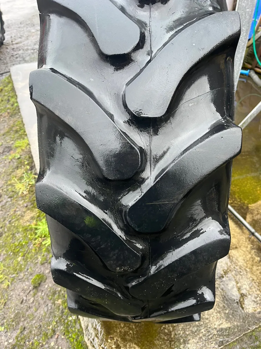 Tractor tyres - Image 2