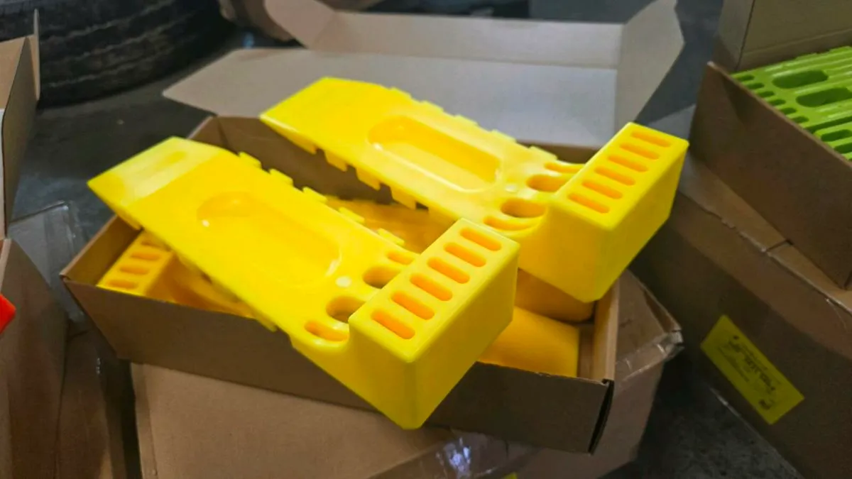 SLIPPERY JIMS FOR IMMOBILISED VEHICLES - Image 4