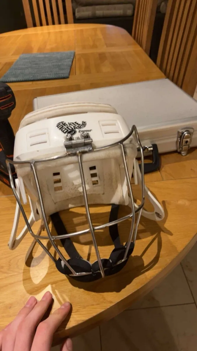 Oldstyle gaurd - Image 1