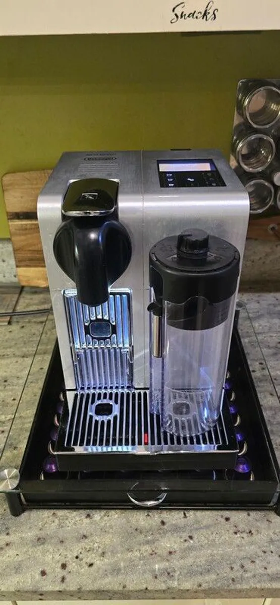 DeLonghi Latissima Pro - Image 1