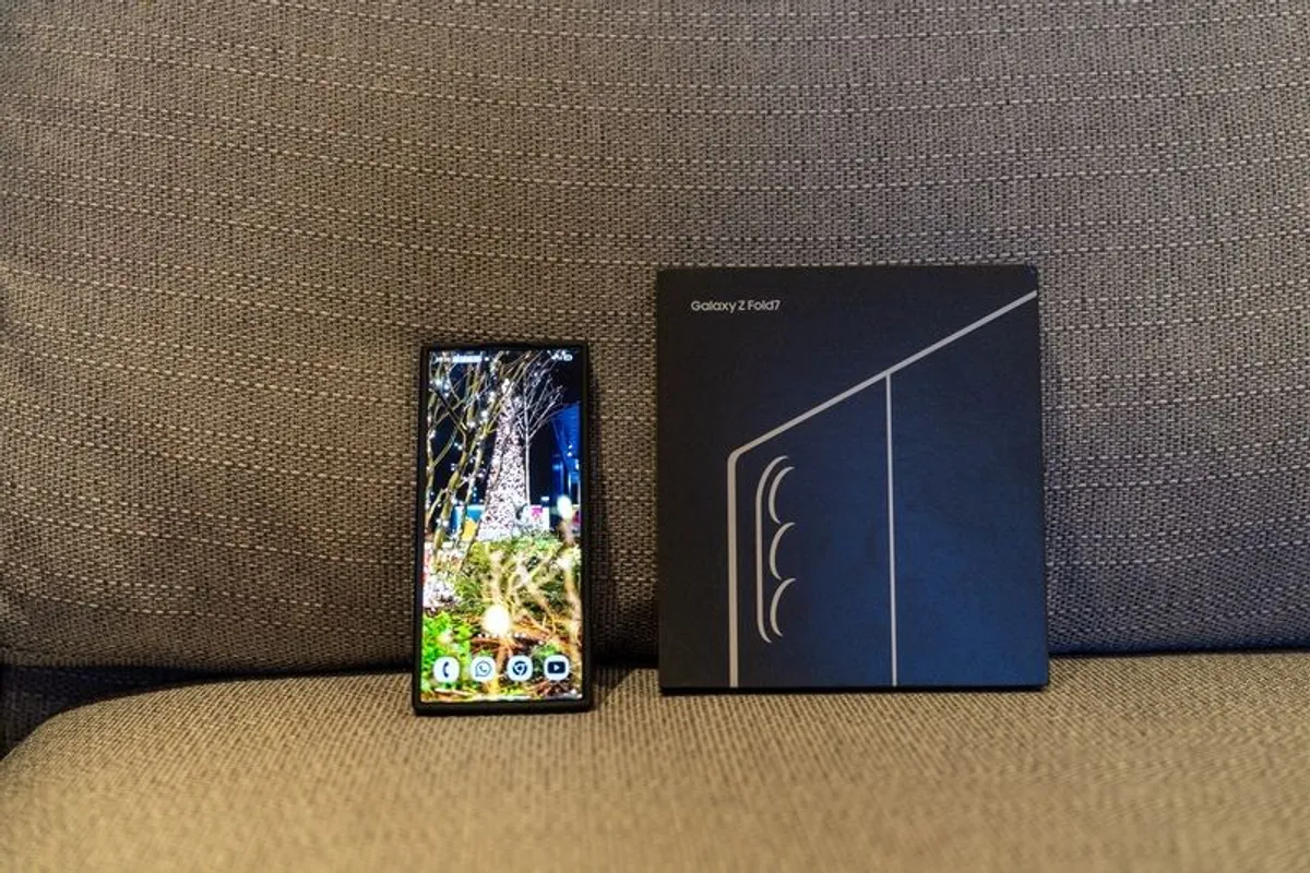Samsung Galaxy Z Fold 7 512GB Blue - Image 1
