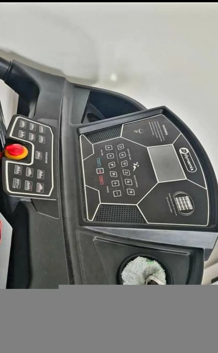 Treadmill - Image 2