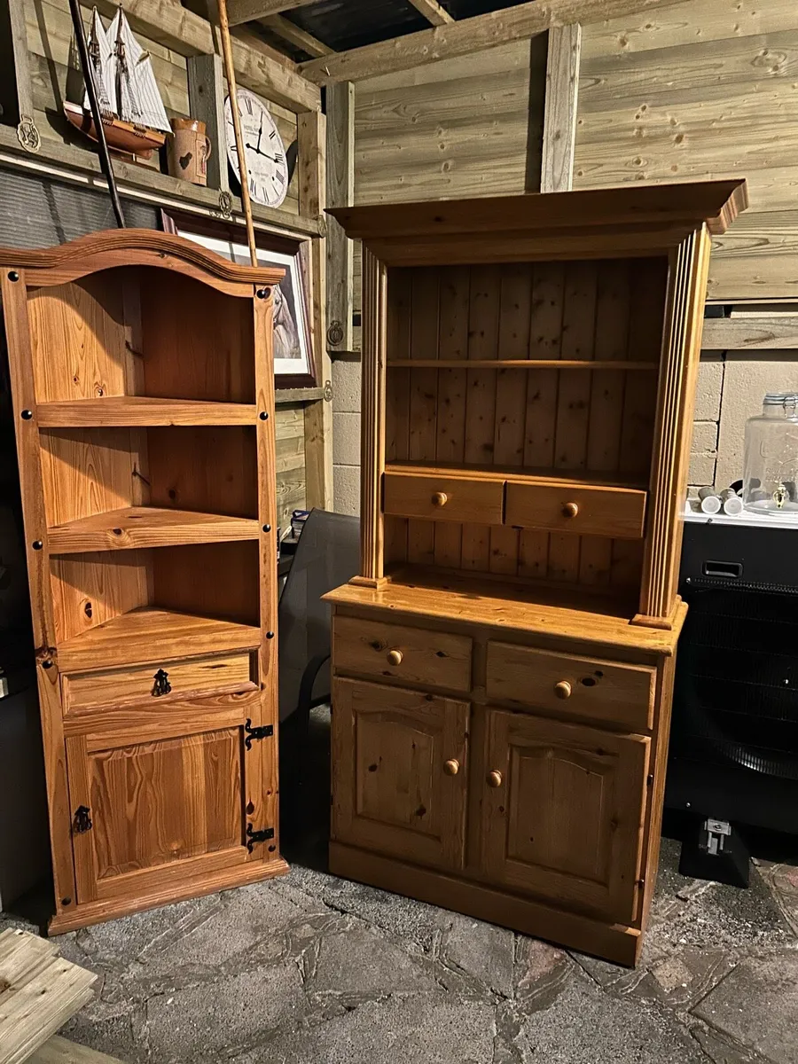 Pine dresser and corner unit