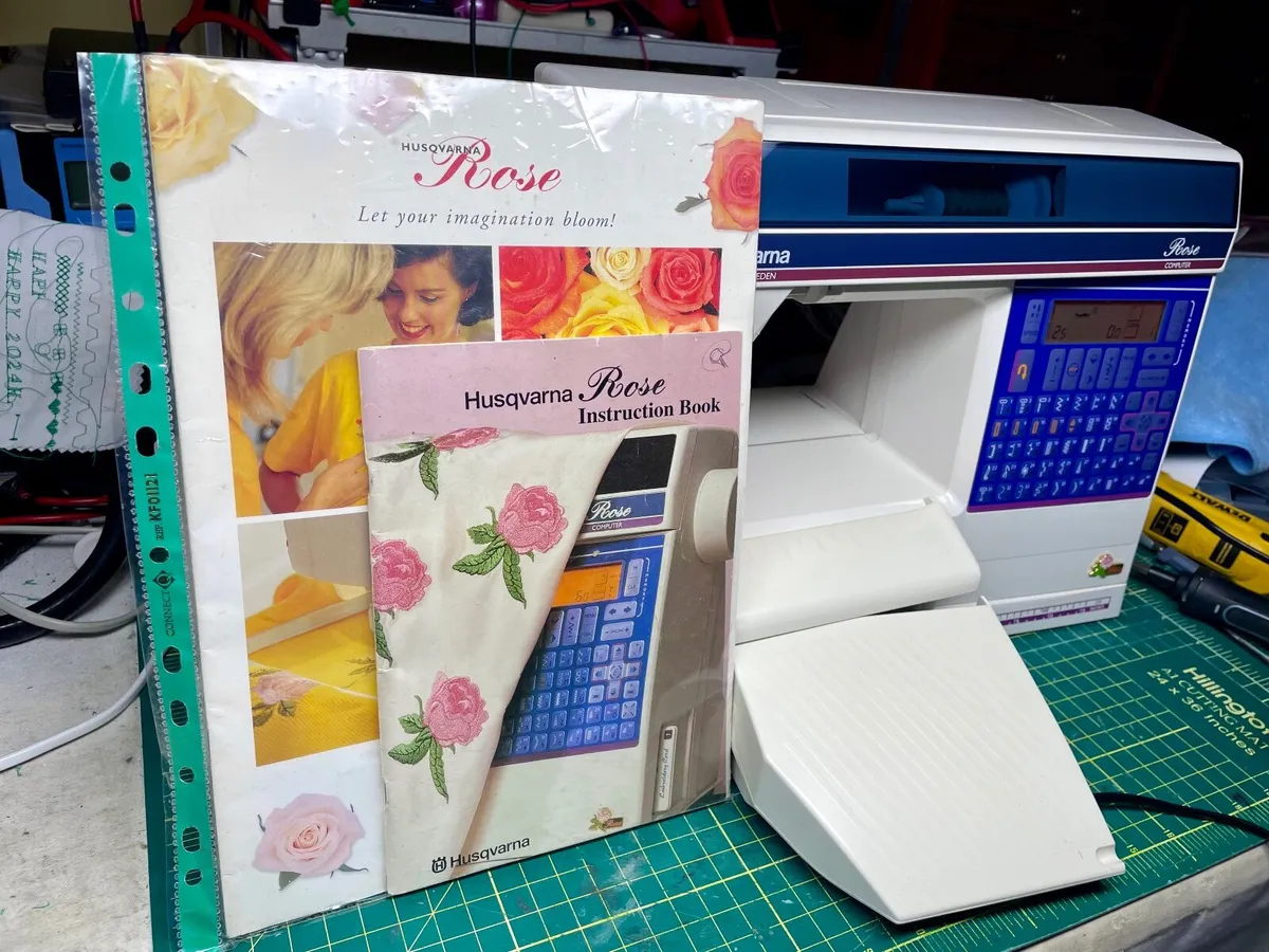Huskvarna Viking Rose Sewing/Embroidery Machine - Image 3