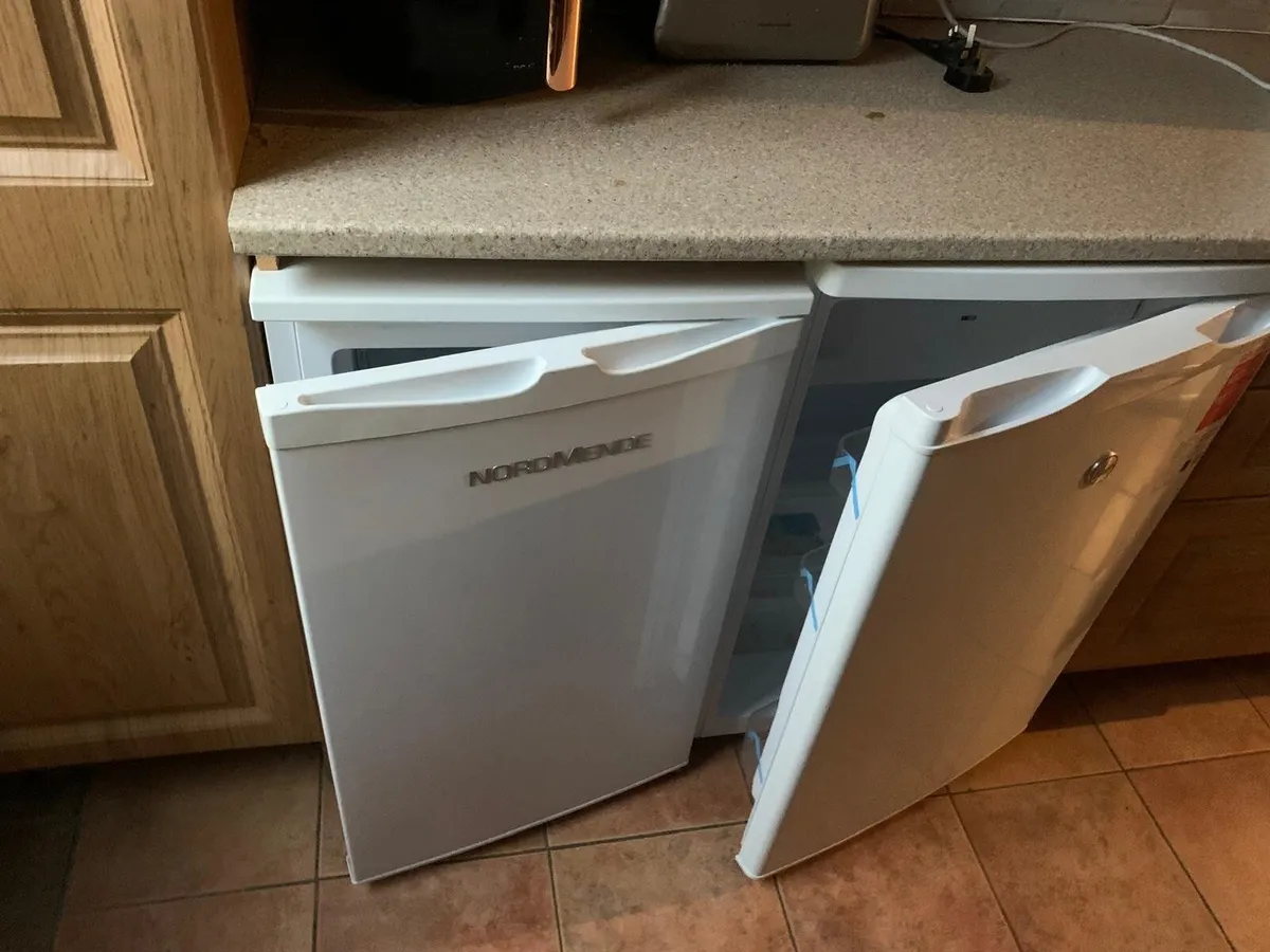 Fridge and freezer