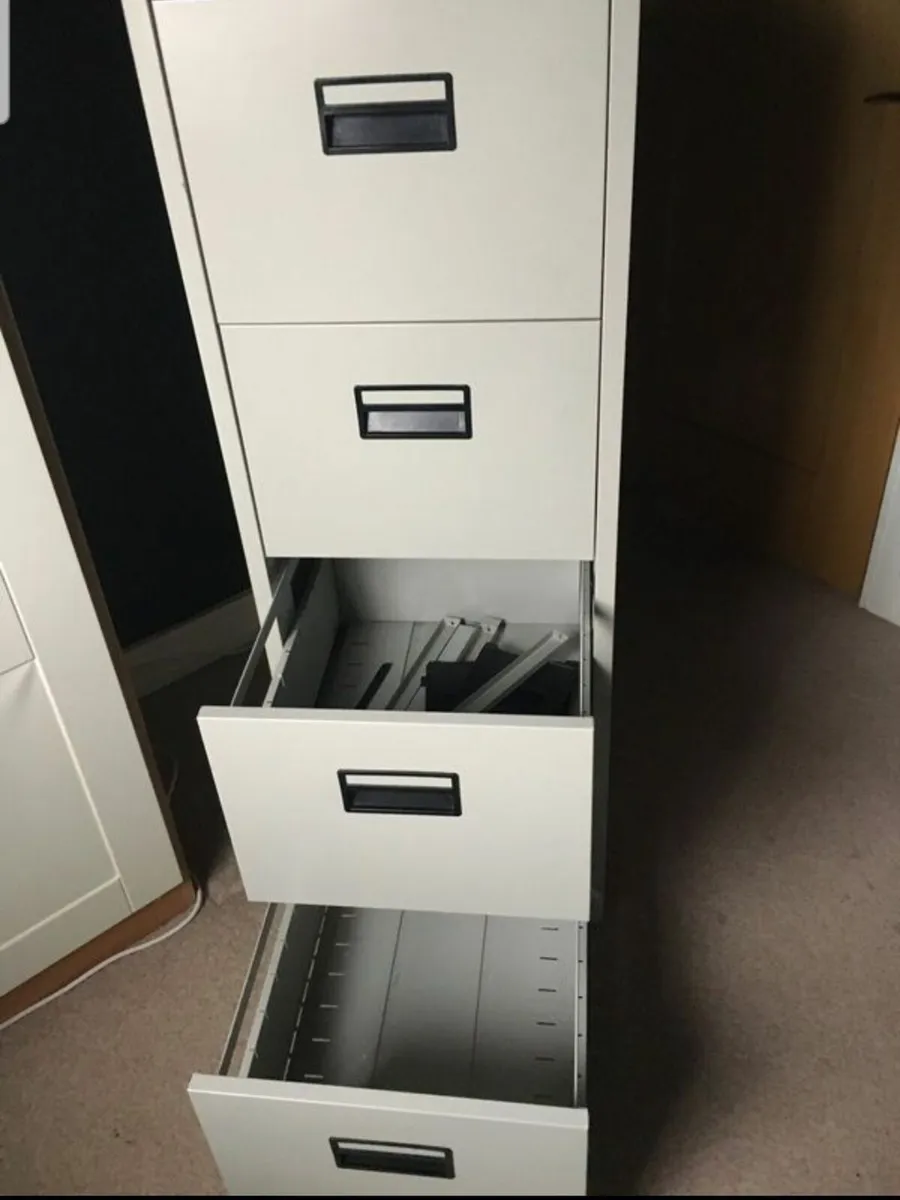 4-drawer filing cabinet - Image 2