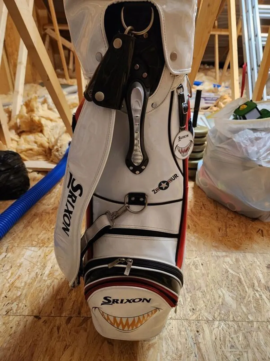 Srixon Marvin the  Shark Limited edition Tour Golf bag - collectors item - Image 4