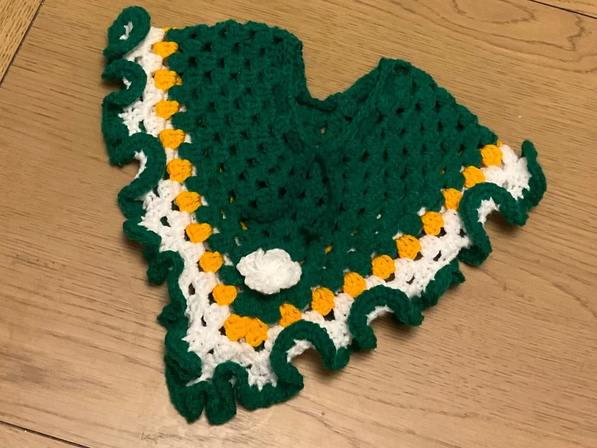 Child’s poncho - Image 1