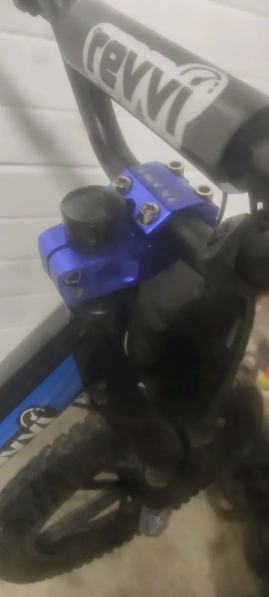 Revvi 16 plus electric bike - Image 4