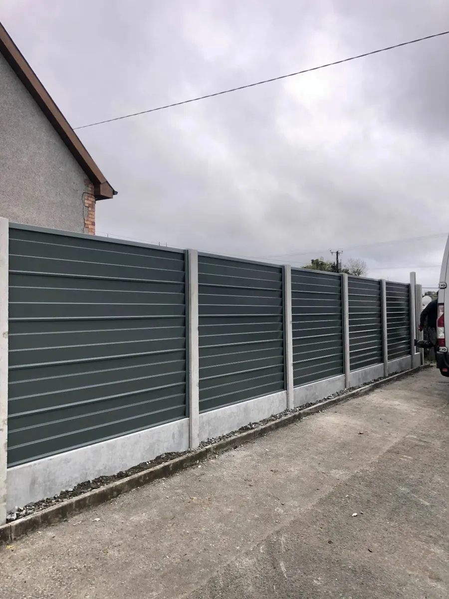 Smart fence, low maintenance. - Image 2