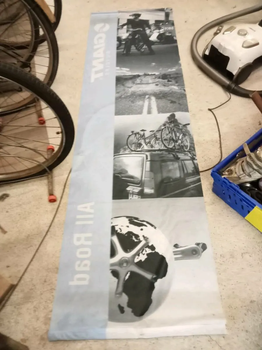 Giant bicycle banner - Image 1
